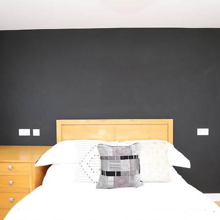 Luxurious Double Bedroom, Ensuite With Free Wifi. 옥스퍼드 객실 사진